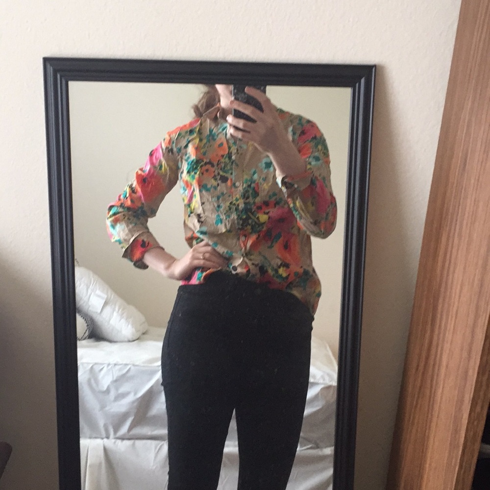 Merona Floral Button Down size M